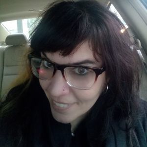 Meet your Posher, Aisha